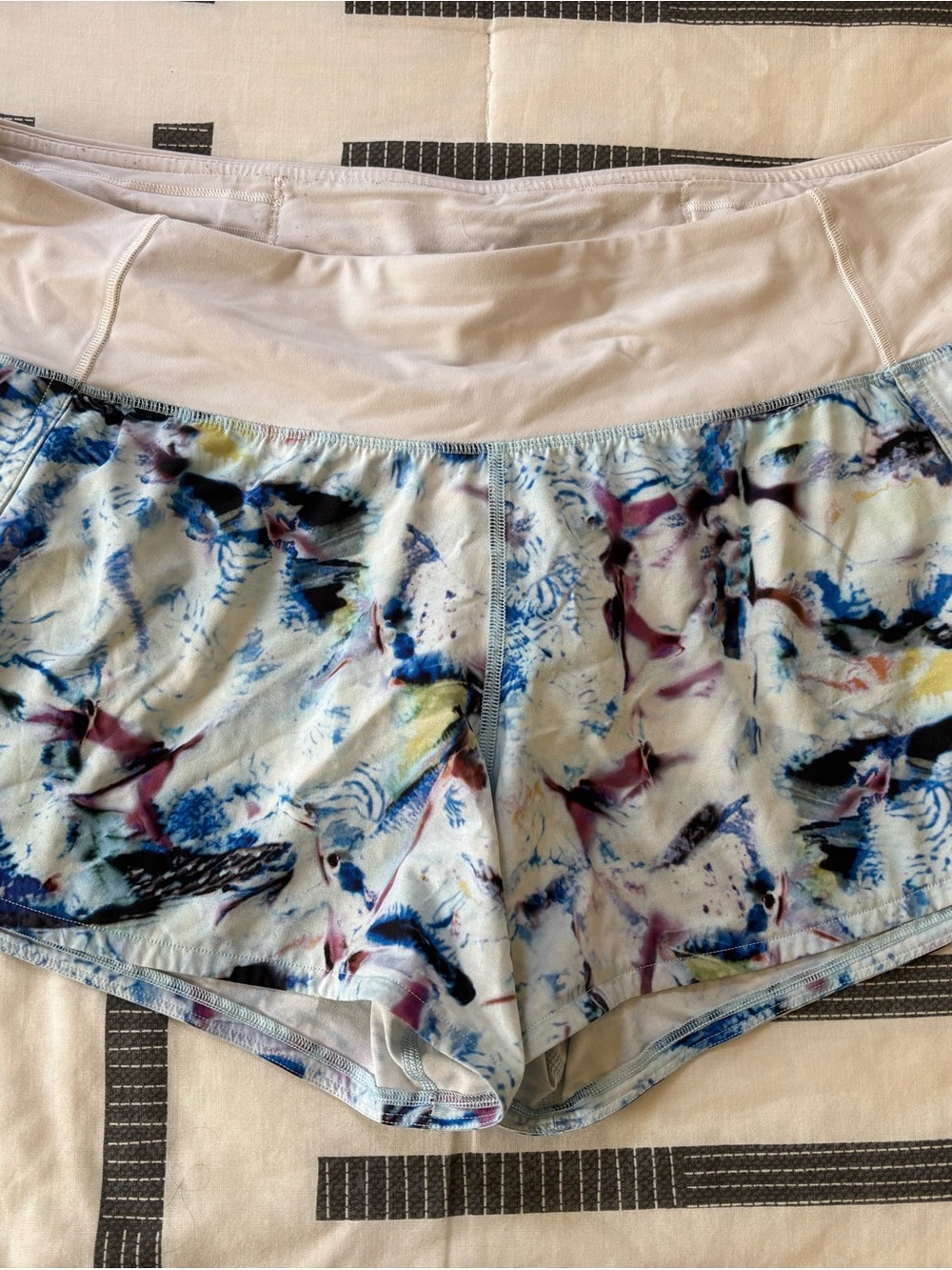 Vintage Lululemon Shorts - Size 12